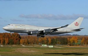 Boeing 747-430 Private Jet - €190 millions - le sultan du Brunei l'a acheté pour 90 millions d'euros et en a dépenser 100 pour le personnaliser