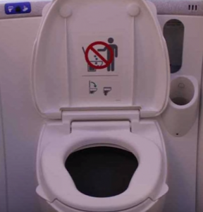 cuvette de WC sur avion