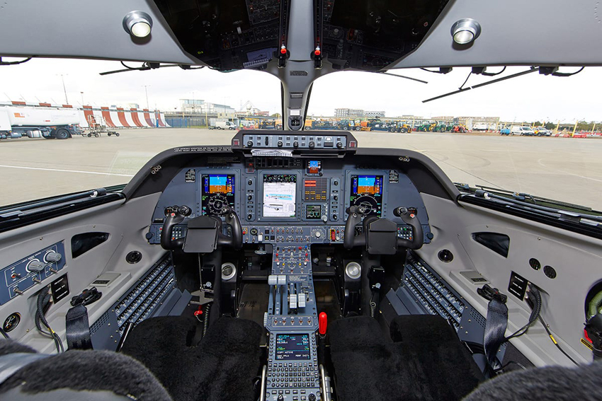 Piaggio P 180 Avanti EVO-cockpit